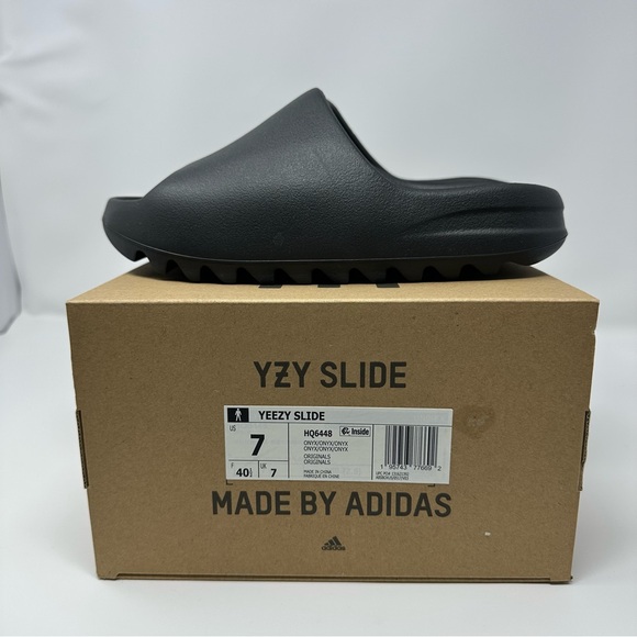Adidas Yeezy Slides Onyx Men’s Size 7 - Picture 1 of 8